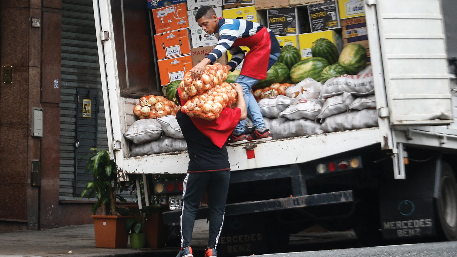 Inflación en Argentina alcanza su nivel más alto desde 1991