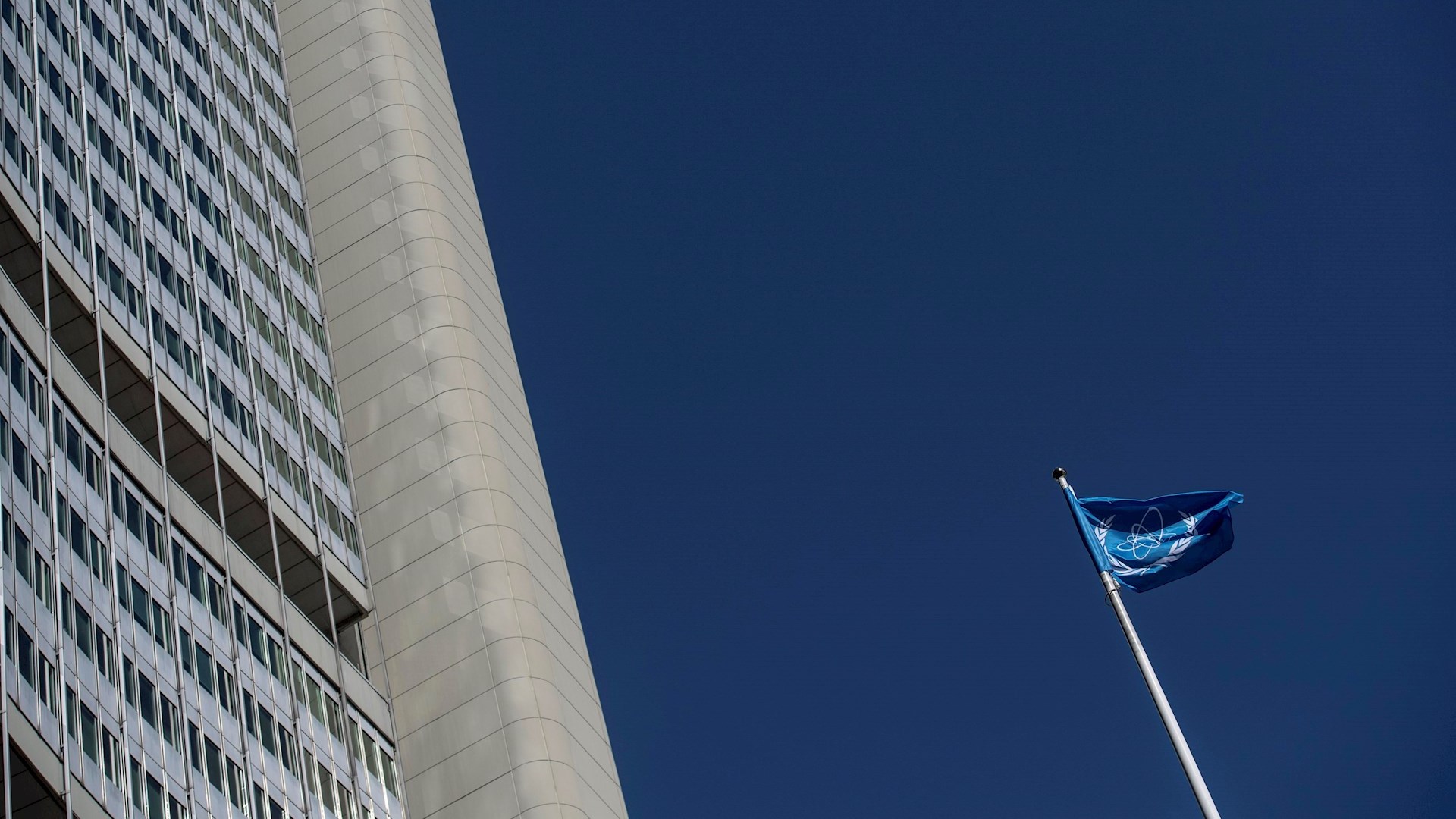 Irán anuncia que deja de cumplir la última limitación a su programa nuclear