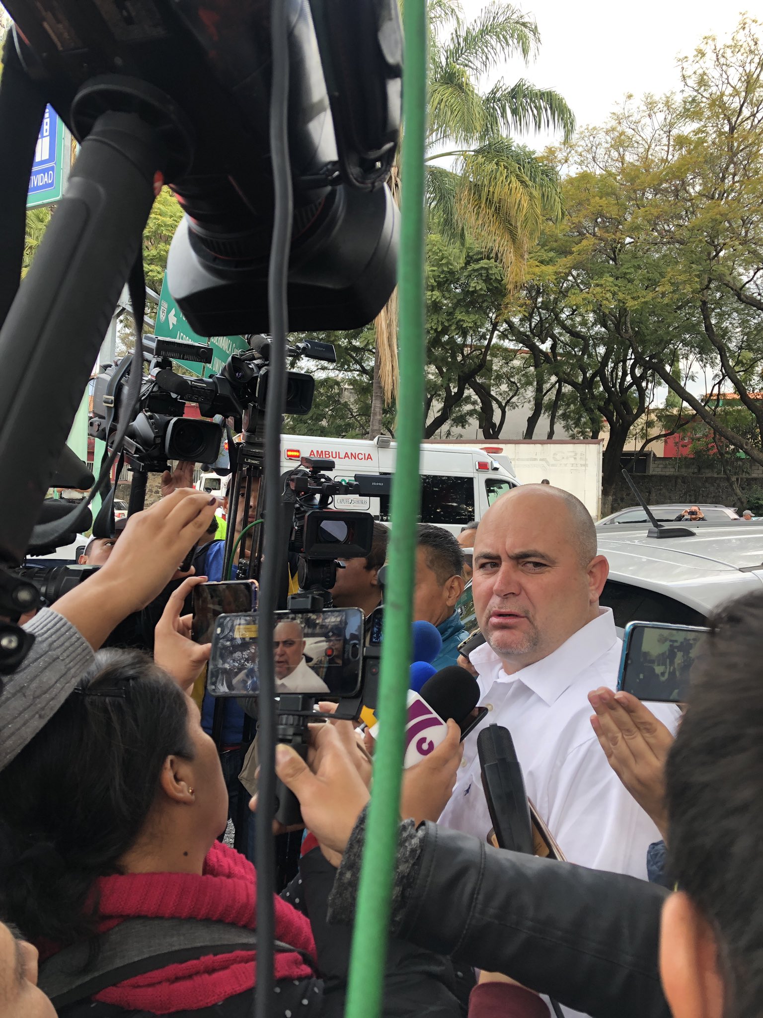 Avanza Caminata por la Verdad, la Justicia y la Paz, encabezada por Javier Sicilia y hermanos LeBarón - javier-sicilia-caminata-por-la-verdad-la-justicia-y-la-paz-2