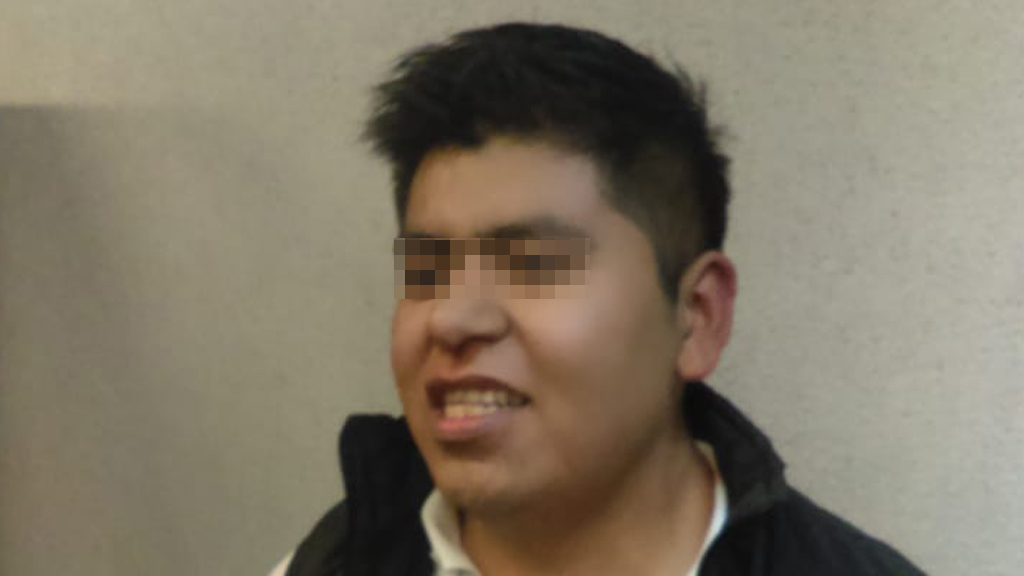 Detienen en Metro Ermita a joven por morder nariz y golpear a policía