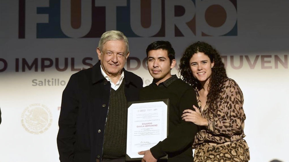 Jóvenes Construyendo el Futuro rinde frutos pese a resistencias: AMLO