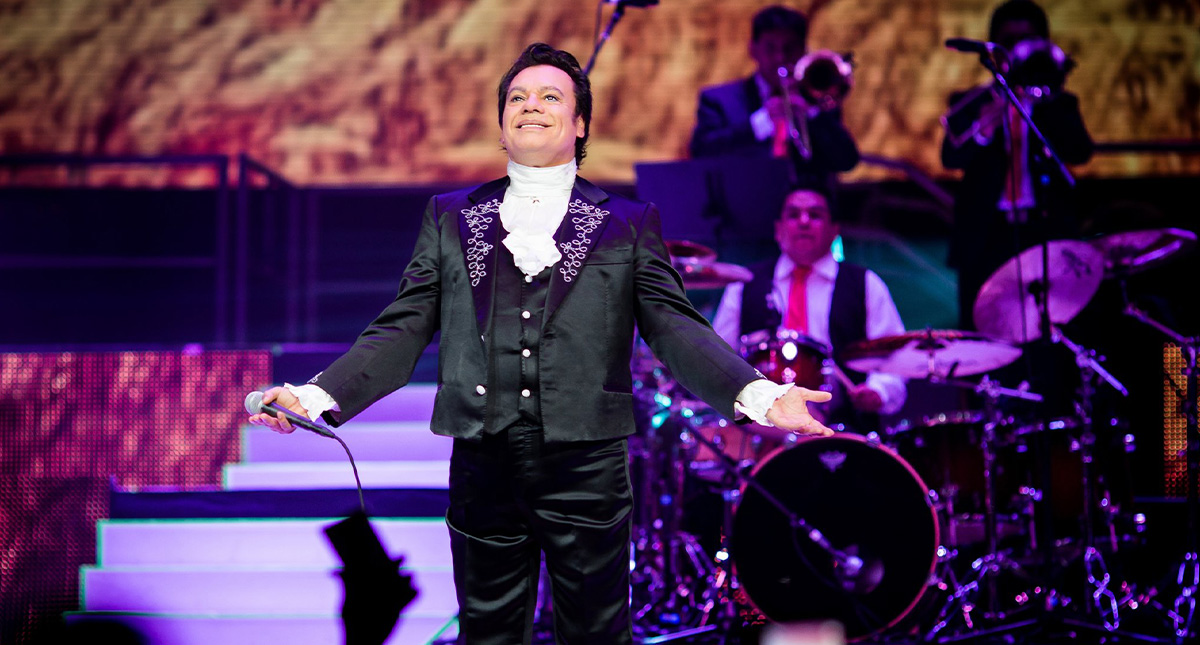 Saquean casa de Juan Gabriel en Torreón, Coahuila