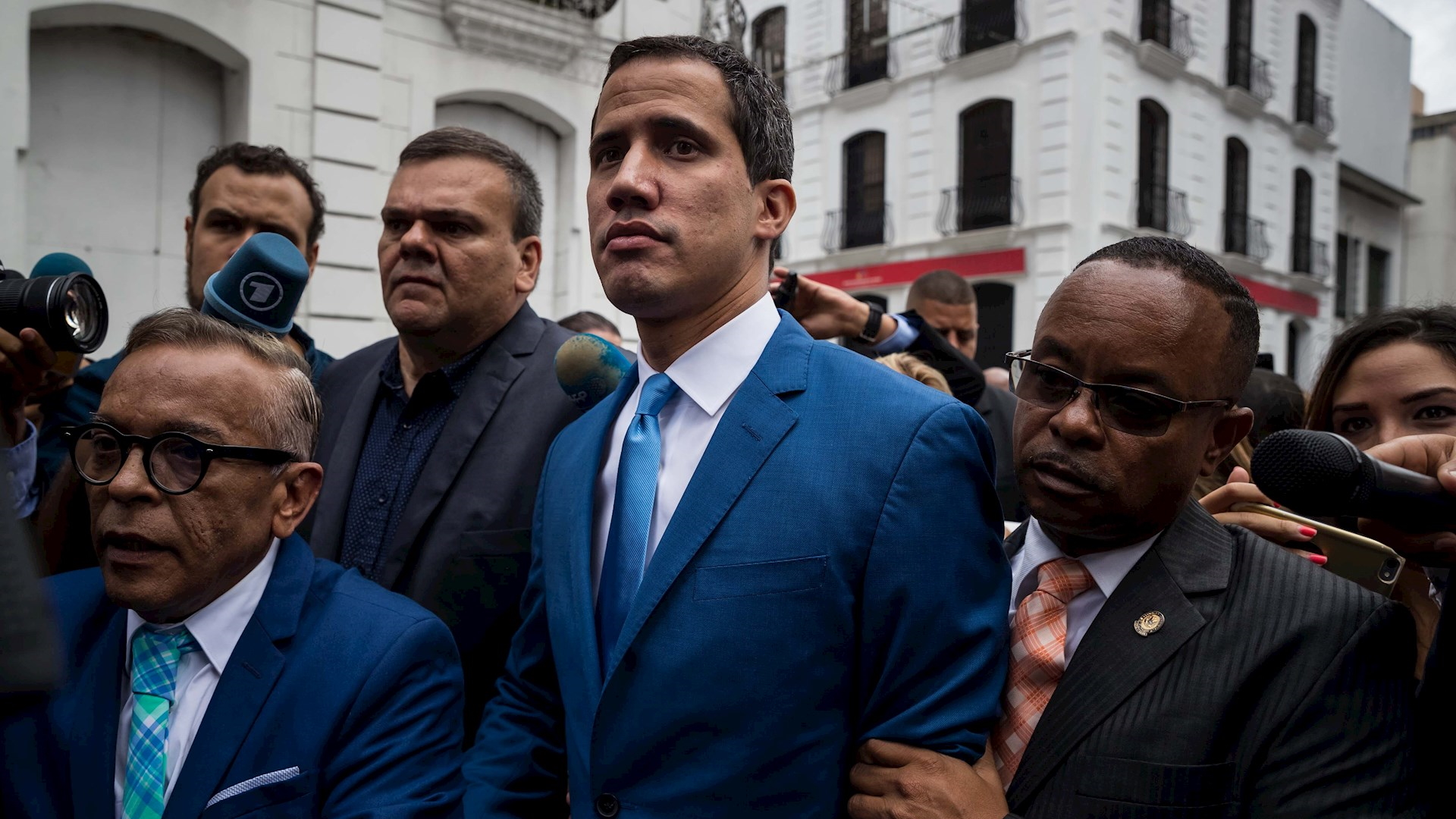 EE.UU. actuará si la vida de Guaidó corre peligro