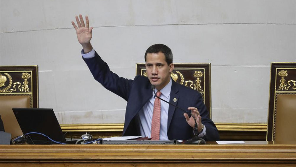 Guaidó enfrenta reto de ser reelegido para mantener pulso a Maduro