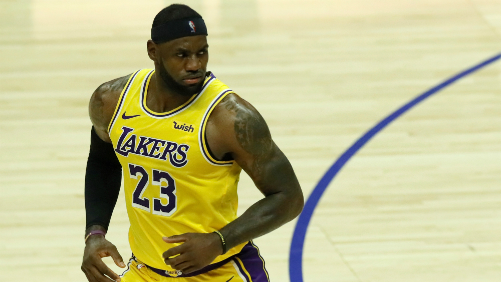 Camiseta de LeBron James sigue siendo la más vendida en la NBA