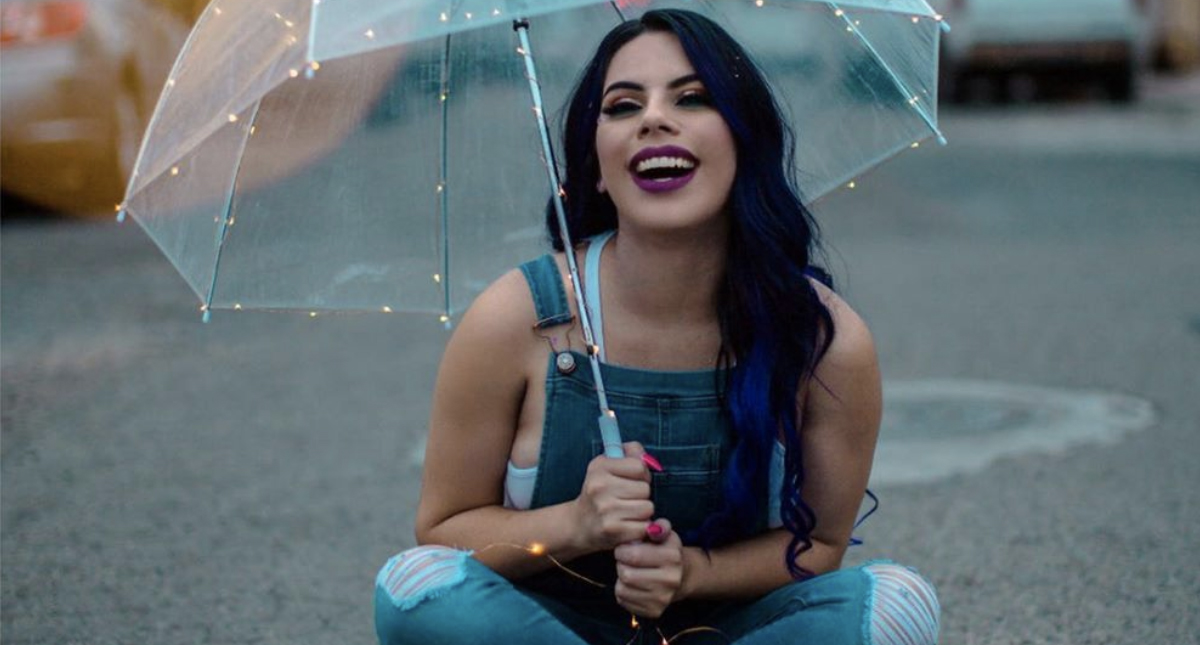 #Video Conductora de ‘Exponiendo infieles’ revela que fue abusada de niña por su padre