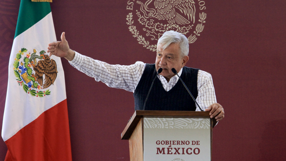 Mantener integrada a la familia es fundamental, apuntó López Obrador