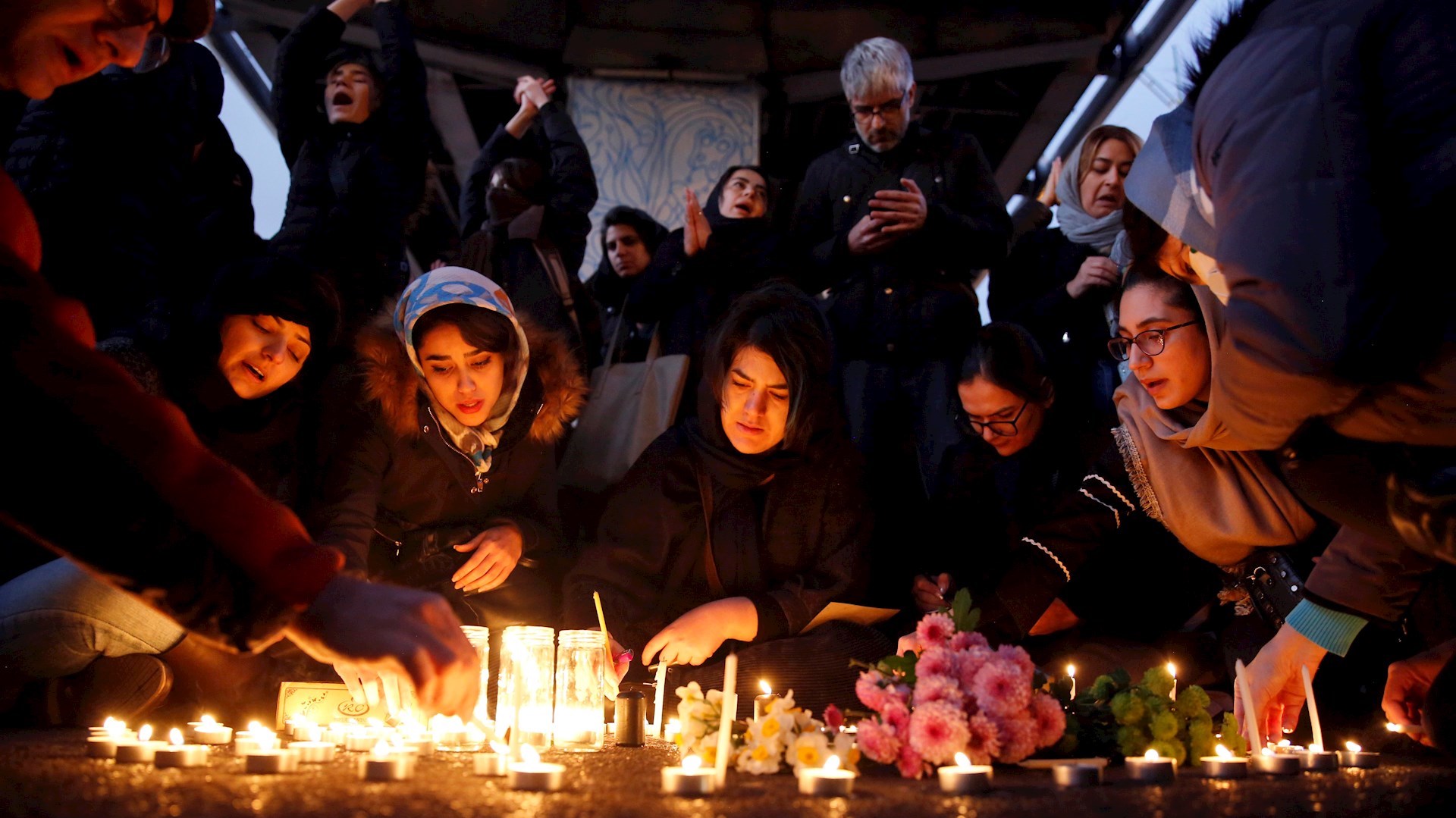 Policía iraní dice que ha ordenado “moderación” frente a las protestas