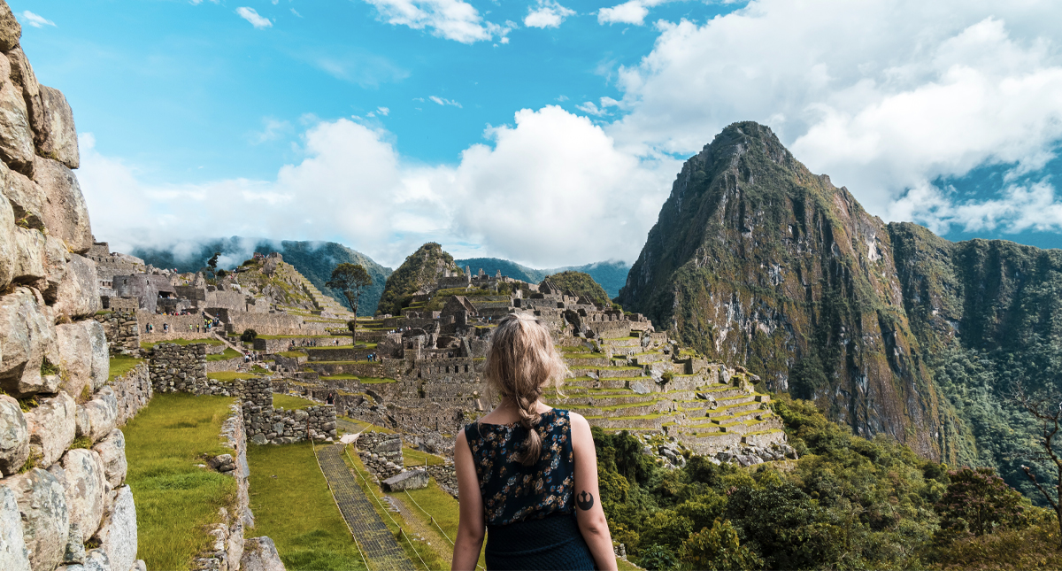 Detienen a seis turistas extranjeros por desórdenes en Machu Picchu