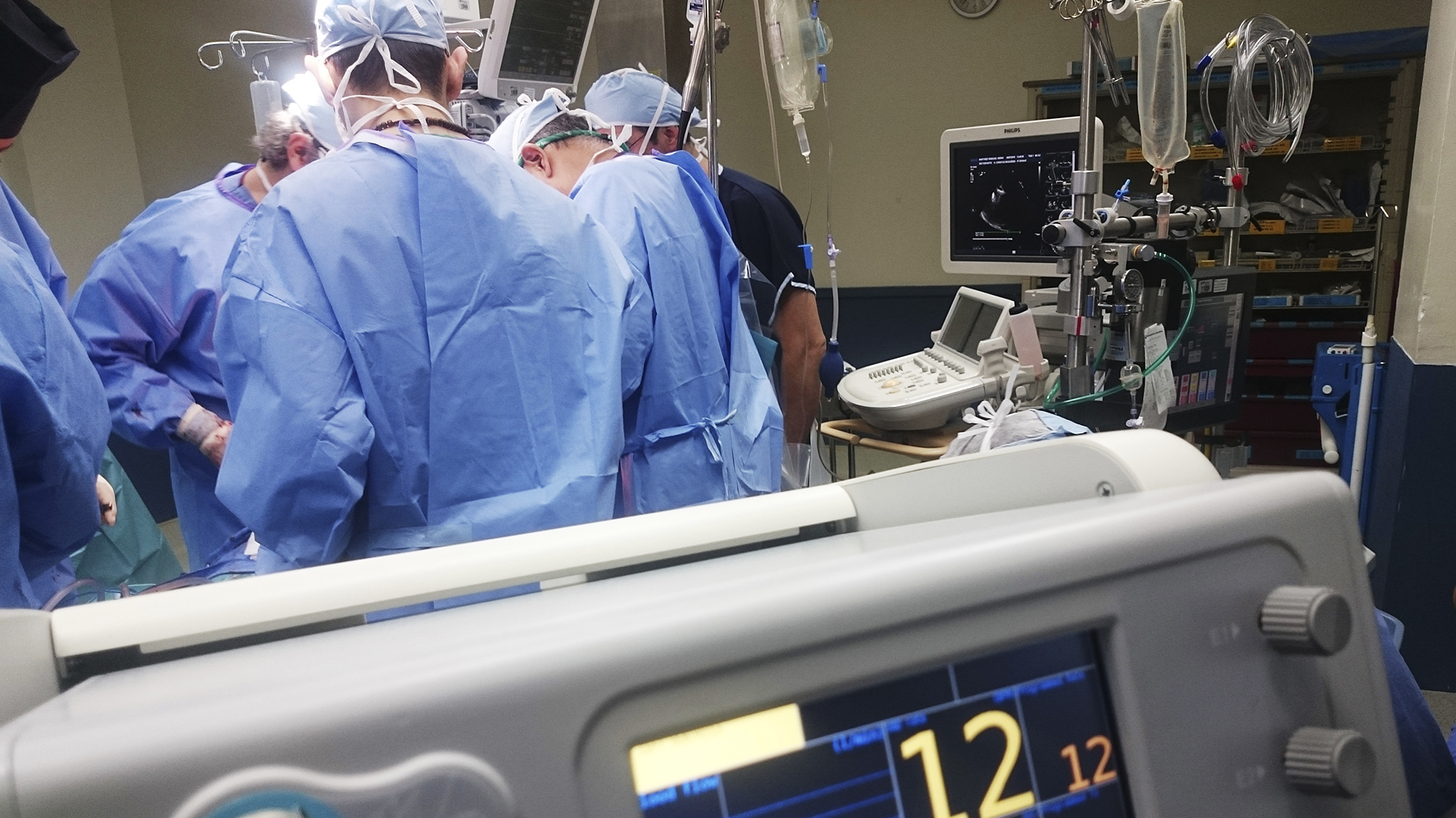 Senadores de Morena prometen vigilar operación del Insabi