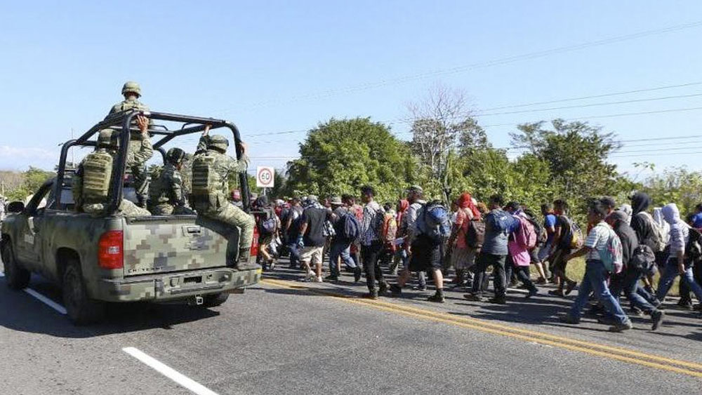 Guardia Nacional instala cerco por migrantes que van a Tapachula