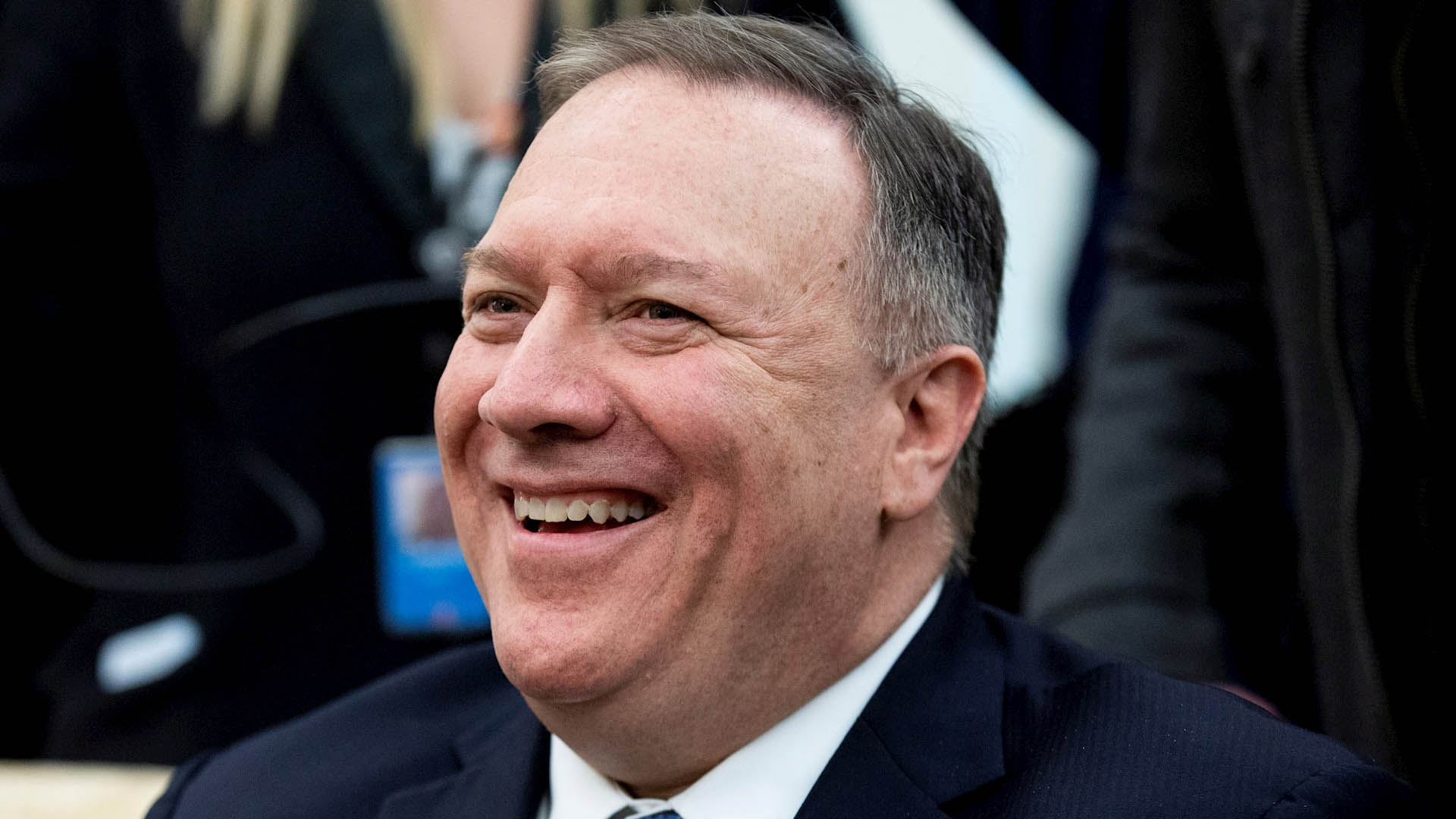 Trump elogia a Pompeo por humillar a reportera que preguntó sobre Ucrania
