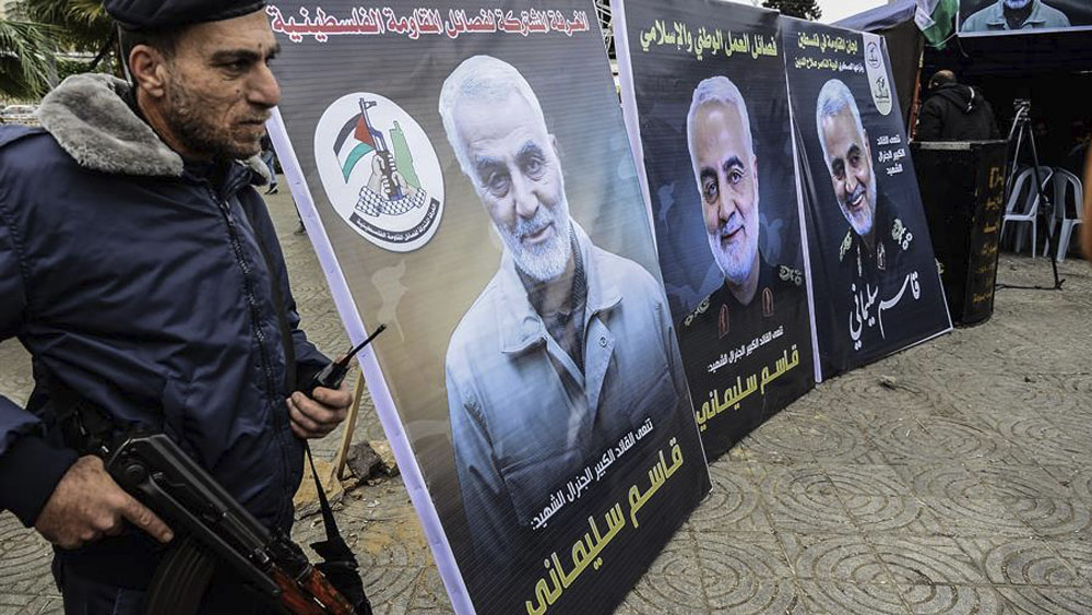 Milicias chiíes demuestran fuerza en funerales tras asesinato de Soleimani