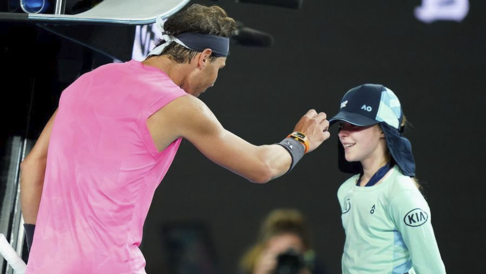 #Video La disculpa de Rafael Nadal tras pelotazo a recogepelotas en Abierto de Australia