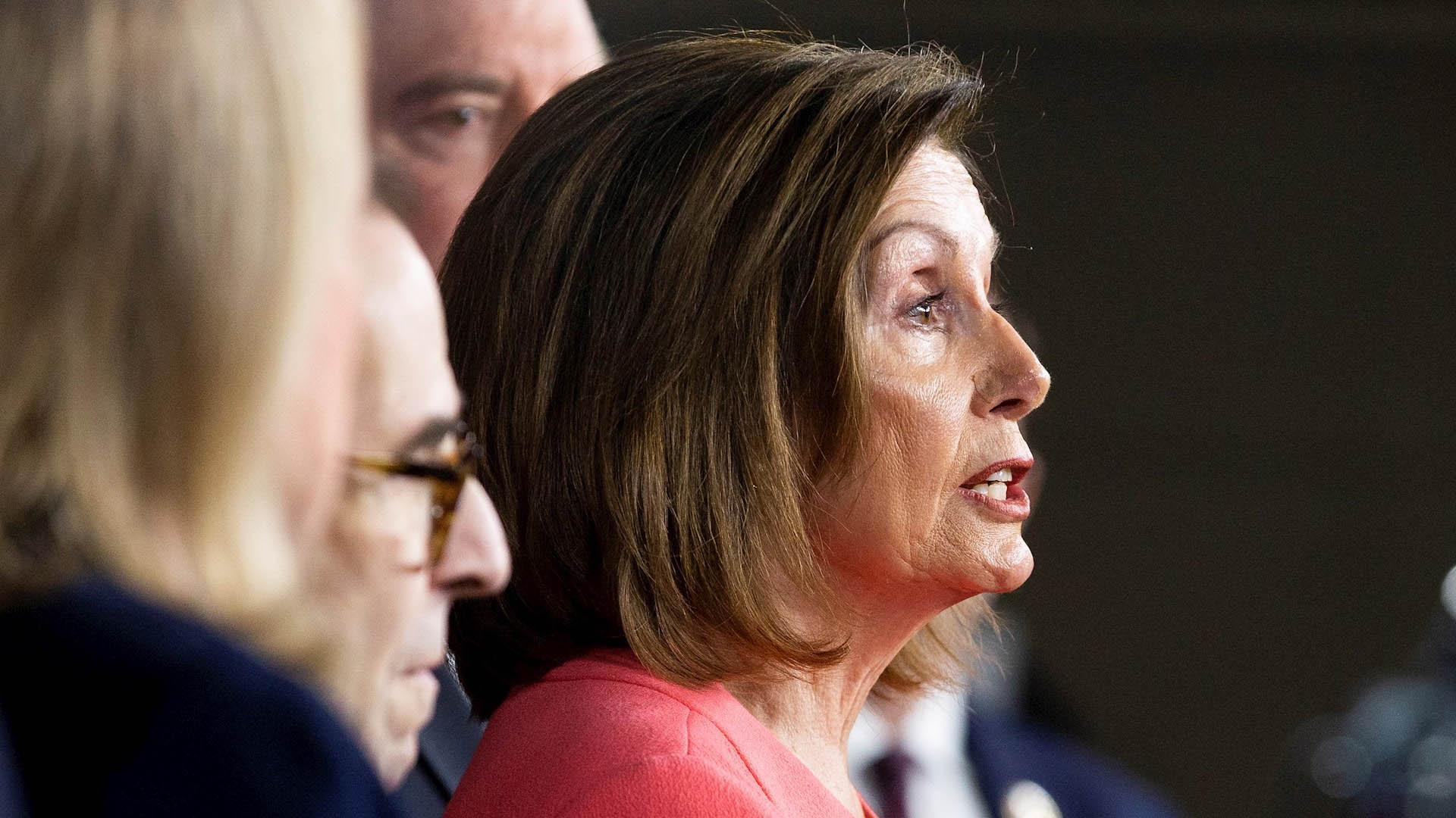 Nancy Pelosi firma cargos de ‘impeachment’ contra Trump