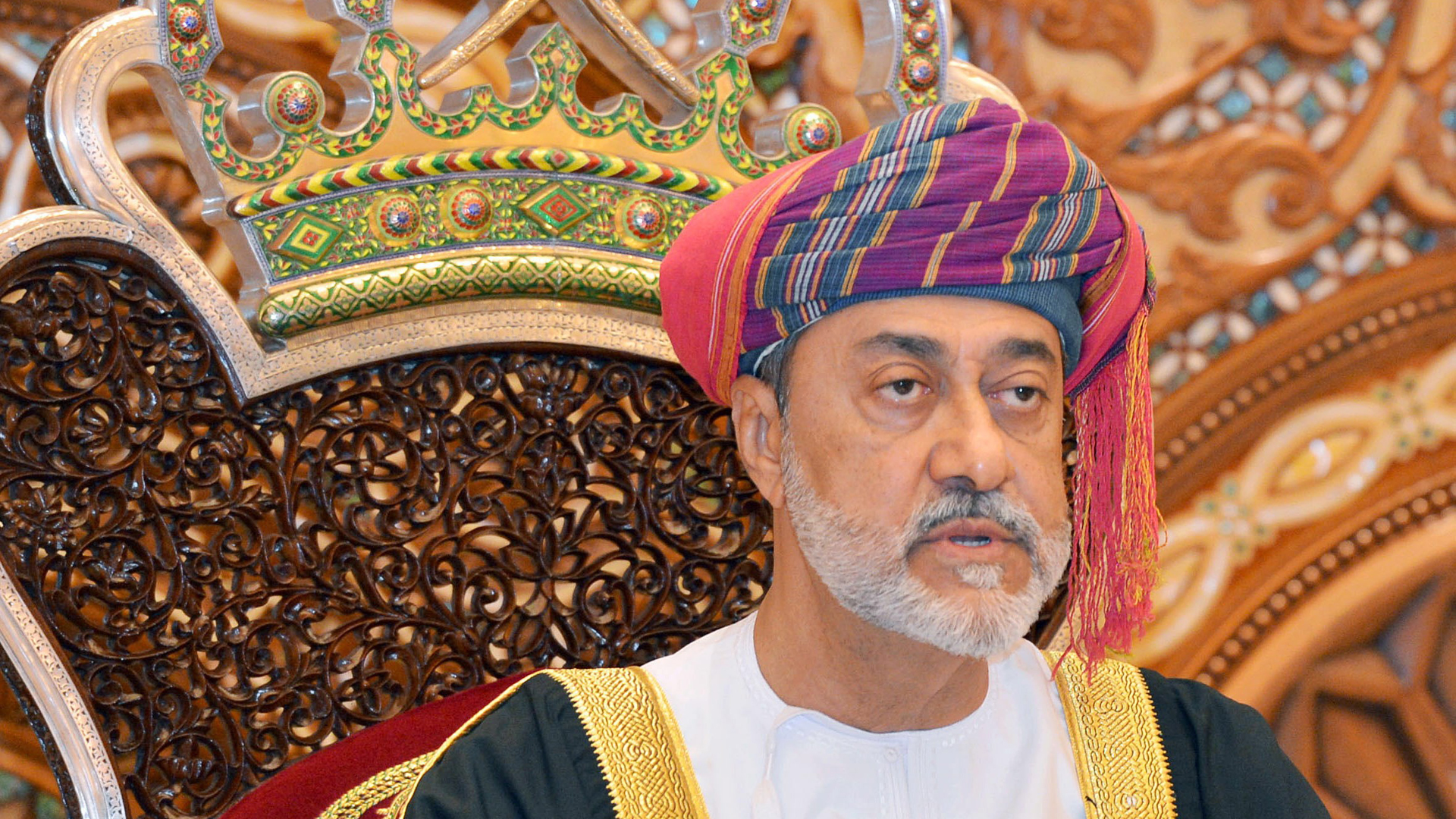 Nuevo sultán de Omán recibe a Boris Johnson tras muerte de Qabús bin Said