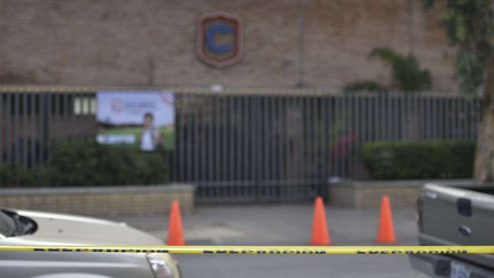 Dan último adiós a niño que abrió fuego en colegio de Torreón - padres-de-ninos-de-colegio-en-torreon-se-opusieron-a-la-revision-de-mochilas