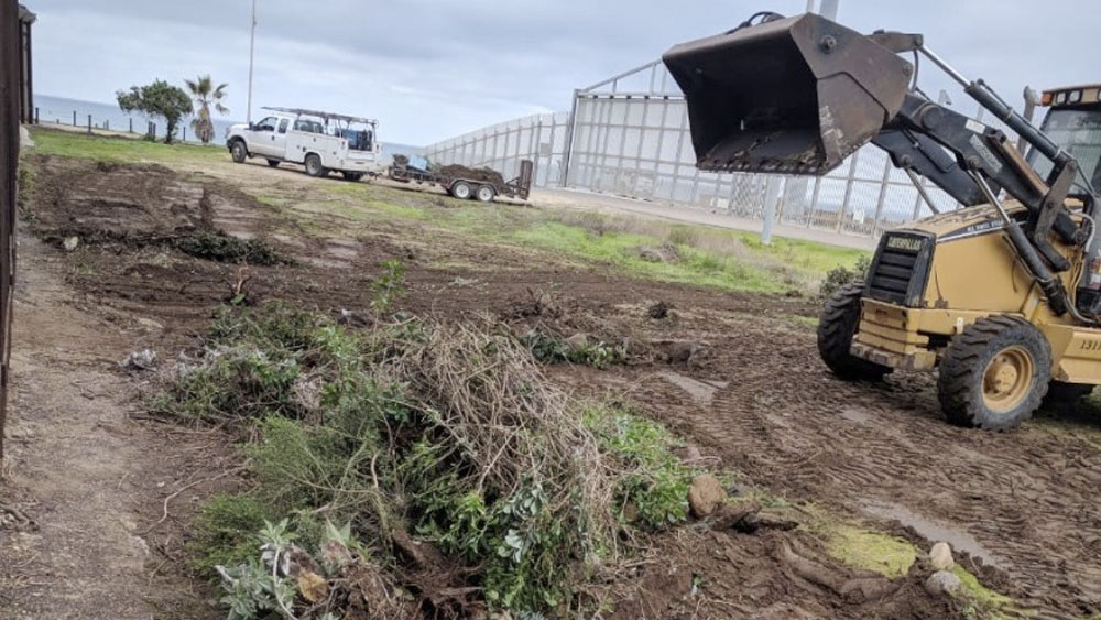 Patrulla Fronteriza destruye Jardín Binacional en San Diego