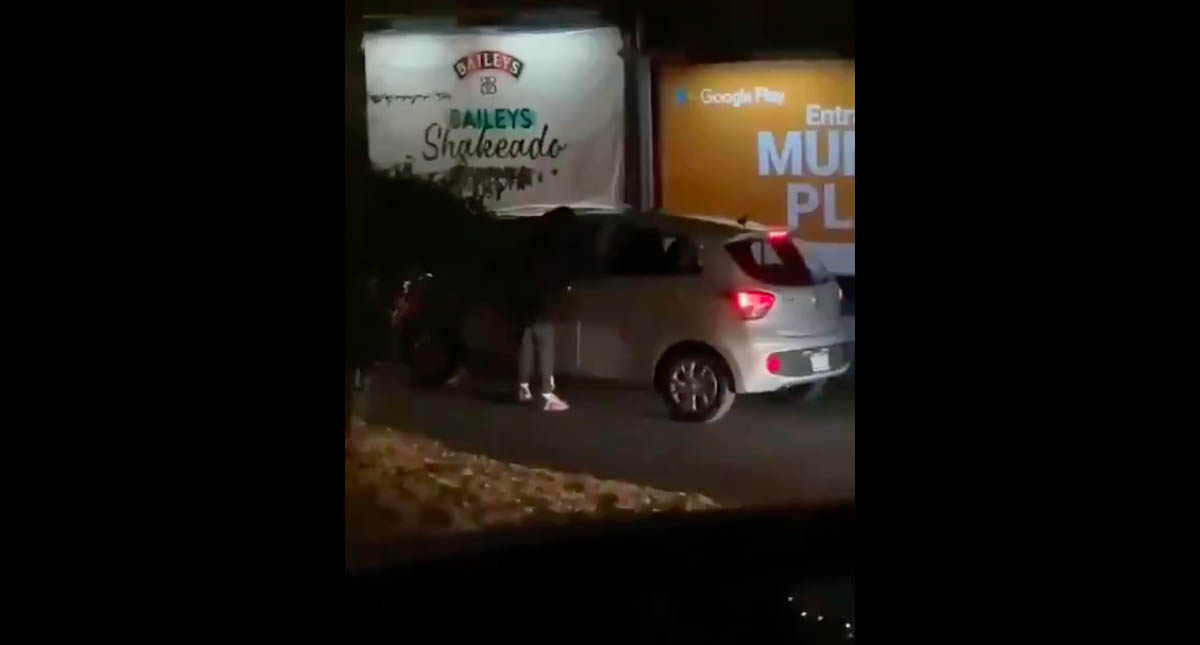 #Video Asaltan a automovilistas en Periférico Sur, cerca de Perisur