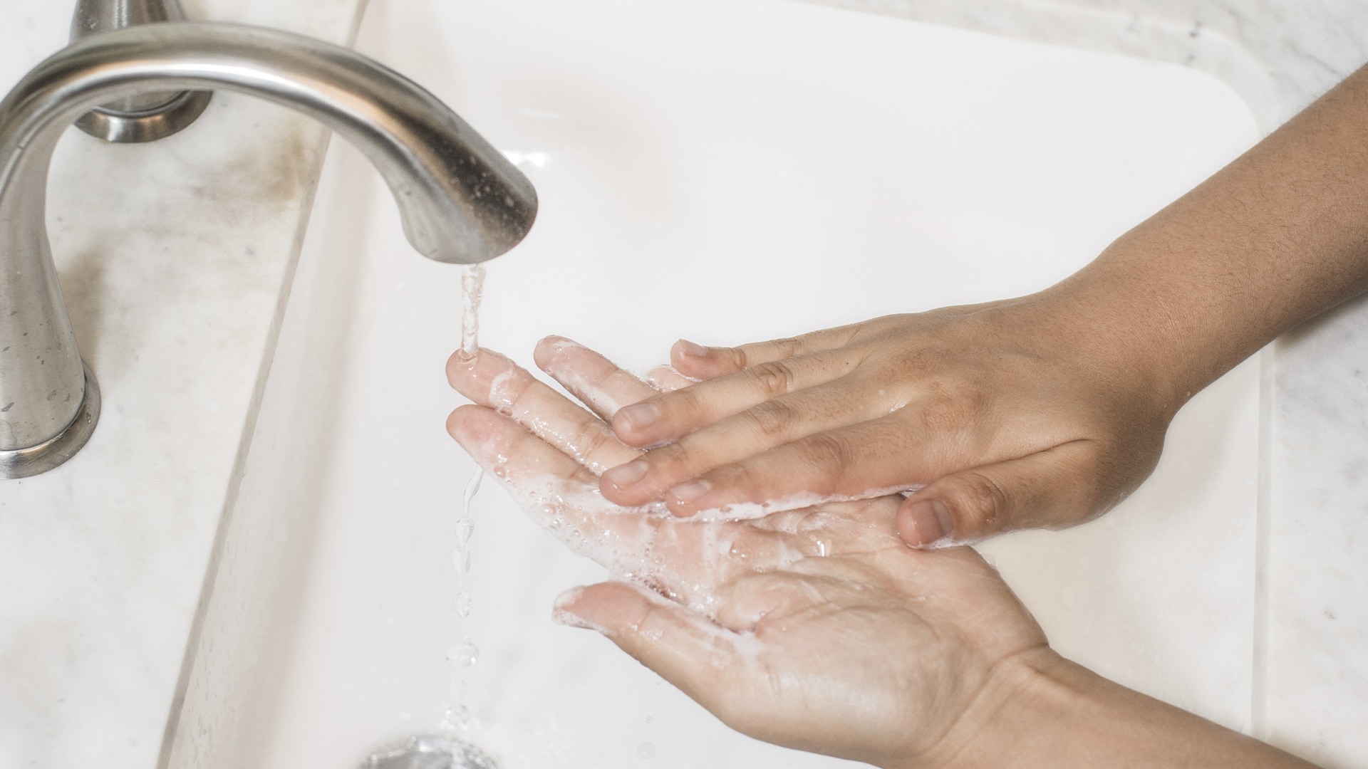 El 95 por ciento de las personas no se lava las manos, revela OMS El 95 por ciento de las personas no se lava las manos, revela OMS