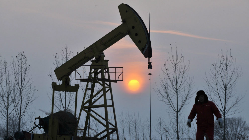 Caída del petróleo presiona al gobierno mexicano a repensar su estrategia