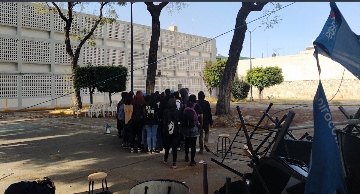 Prepa 9 cumplió pliego petitorio de alumnos, afirman autoridades