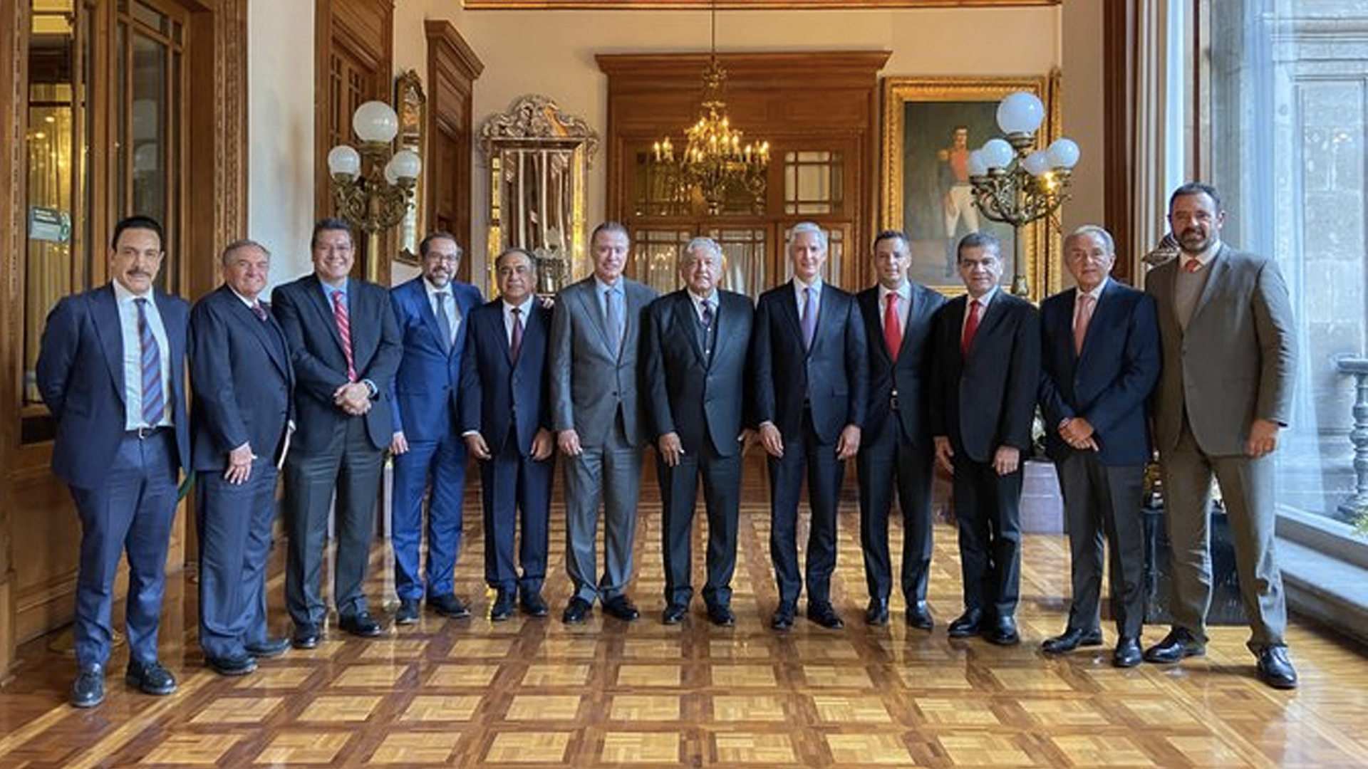 AMLO asegura que continuará trabajando con gobernadores del PRI