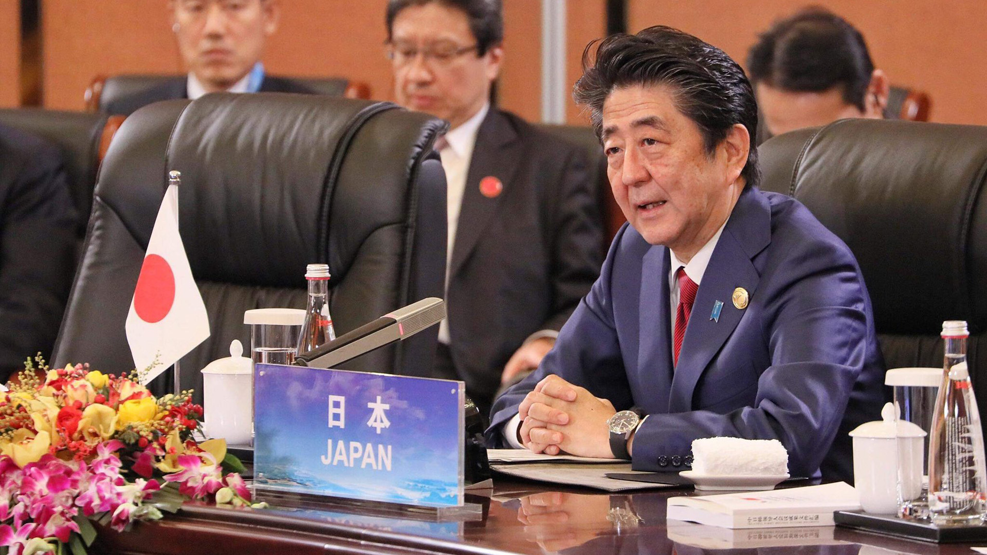 Shinzo Abe cambia orden de su nombre para documentación oficial