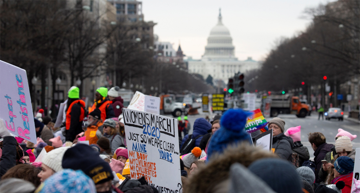 “Un violador en tu camino” marca el paso en Marcha de Mujeres frente a la Casa Blanca
