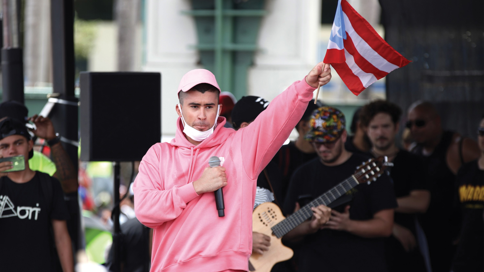 Protestan para pedir la dimisión de gobernadora de Puerto Rico - puerto-rico-protestas-bad-bunny