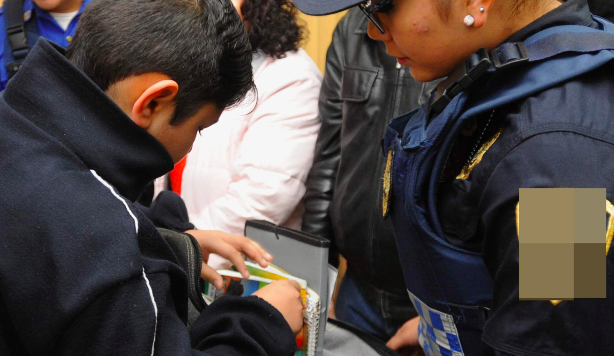SNTE de acuerdo con programa para revisión de mochilas