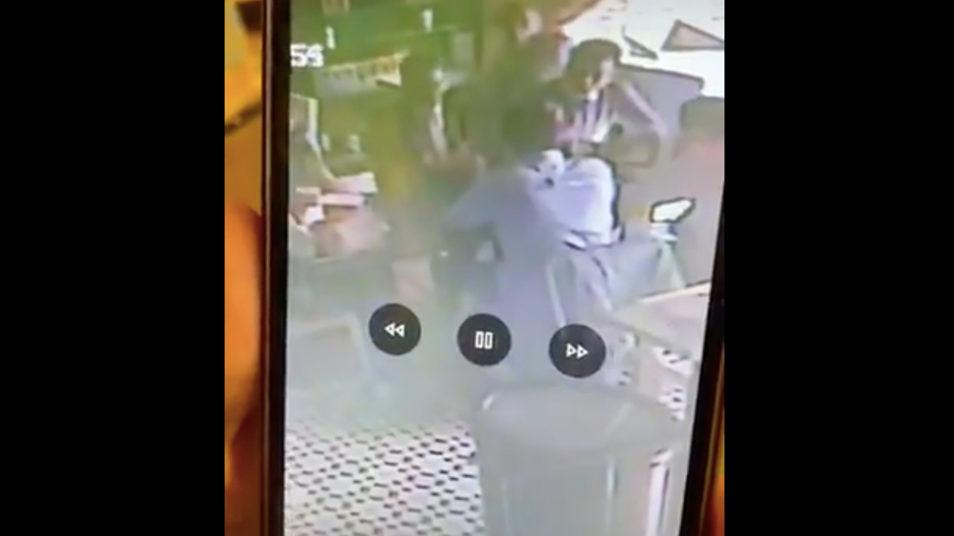 Diputado denuncia robo en cafetería cercana al Senado