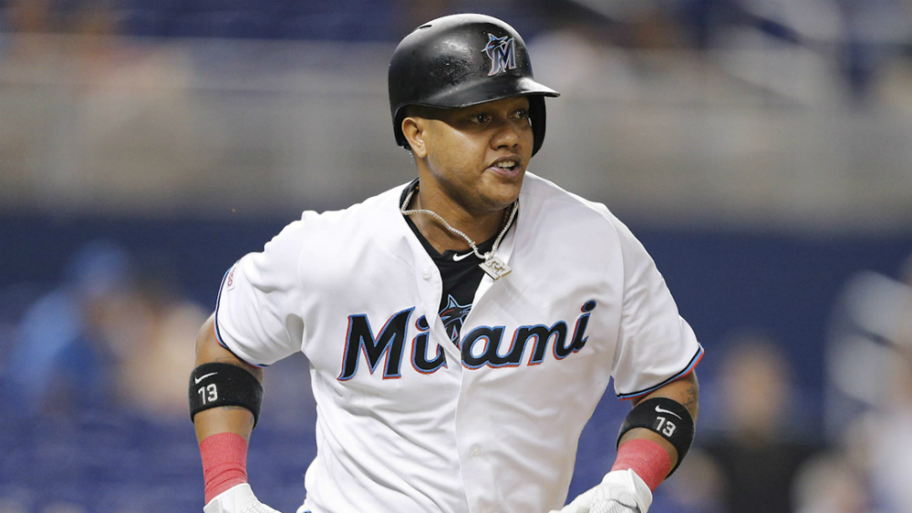 Dominicano Starling Castro acuerda con Nacionales por dos años y 12 millones