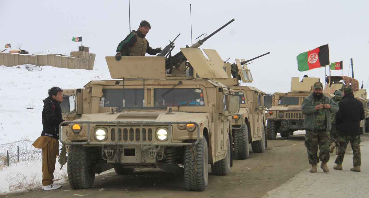 EE.UU. confirma caída de avión bombardero en Afganistán