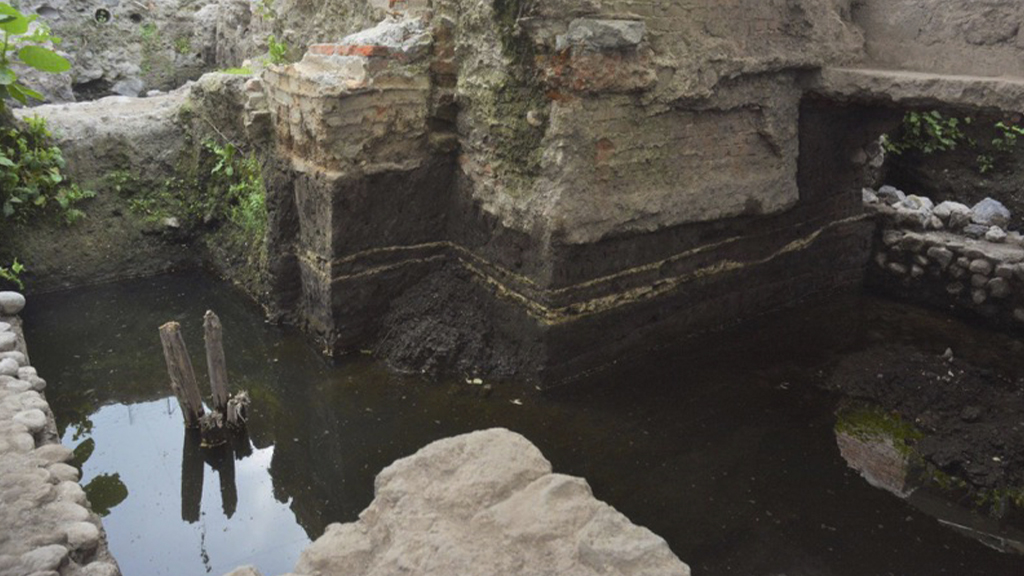 #Video Descubren temazcal prehispánico en La Merced - temazcal-en-la-zona-de-la-merced