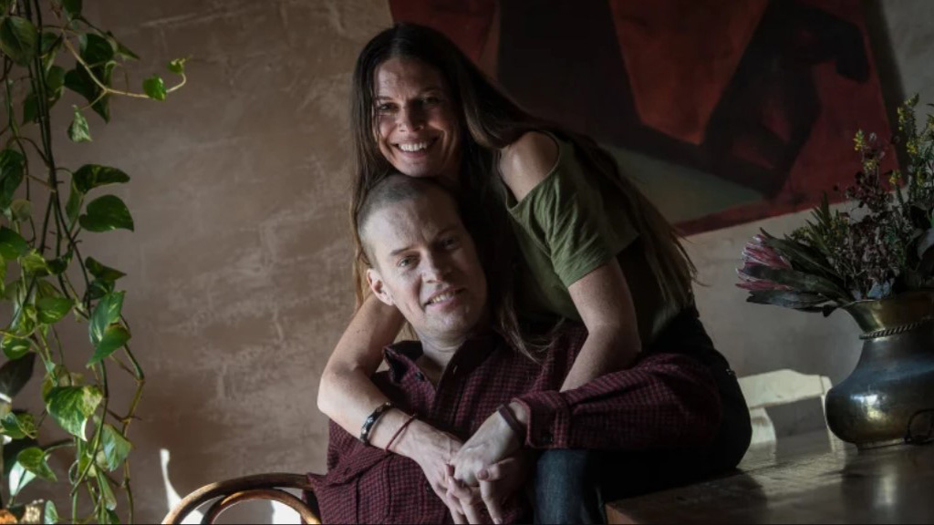 Murió el actor de 'Sea change' y 'Young lions', Tom Long - tom-long-y-su-esposa