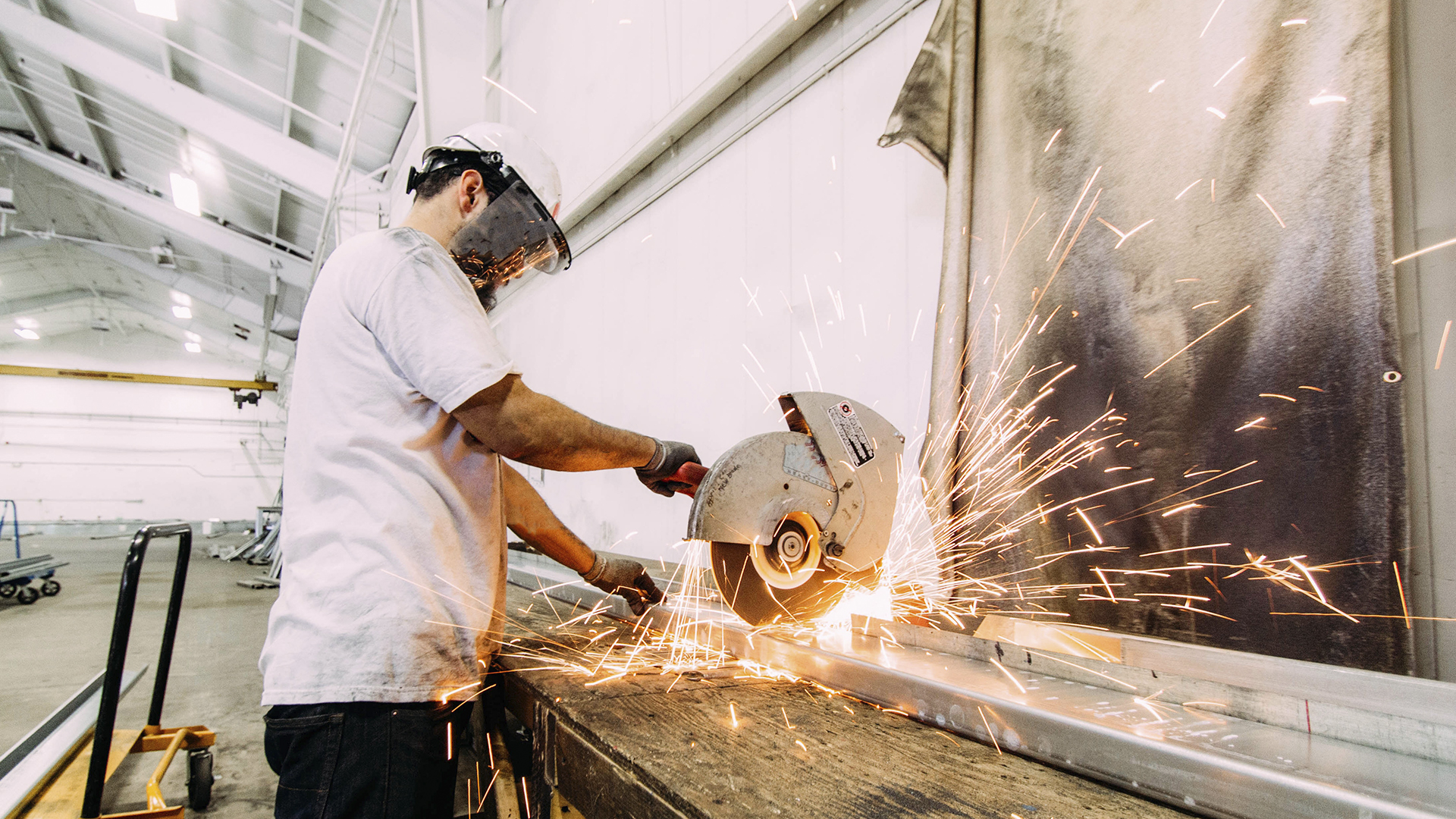 México necesita política industrial para aprovechar T-MEC, indica instituto