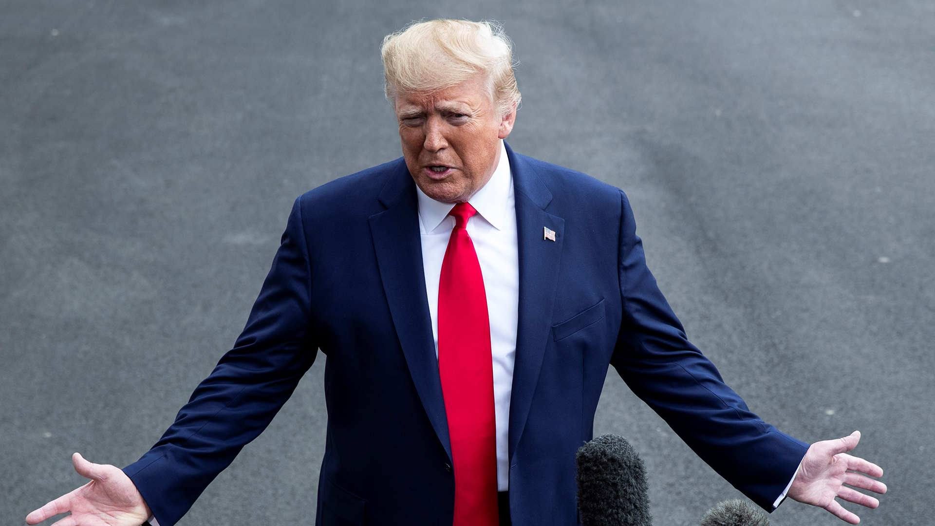 Trump critica ‘engaño’ de los demócratas sobre su impeachment