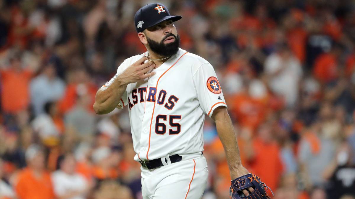 José Urquidy buscará un lugar en la rotación de los Astros