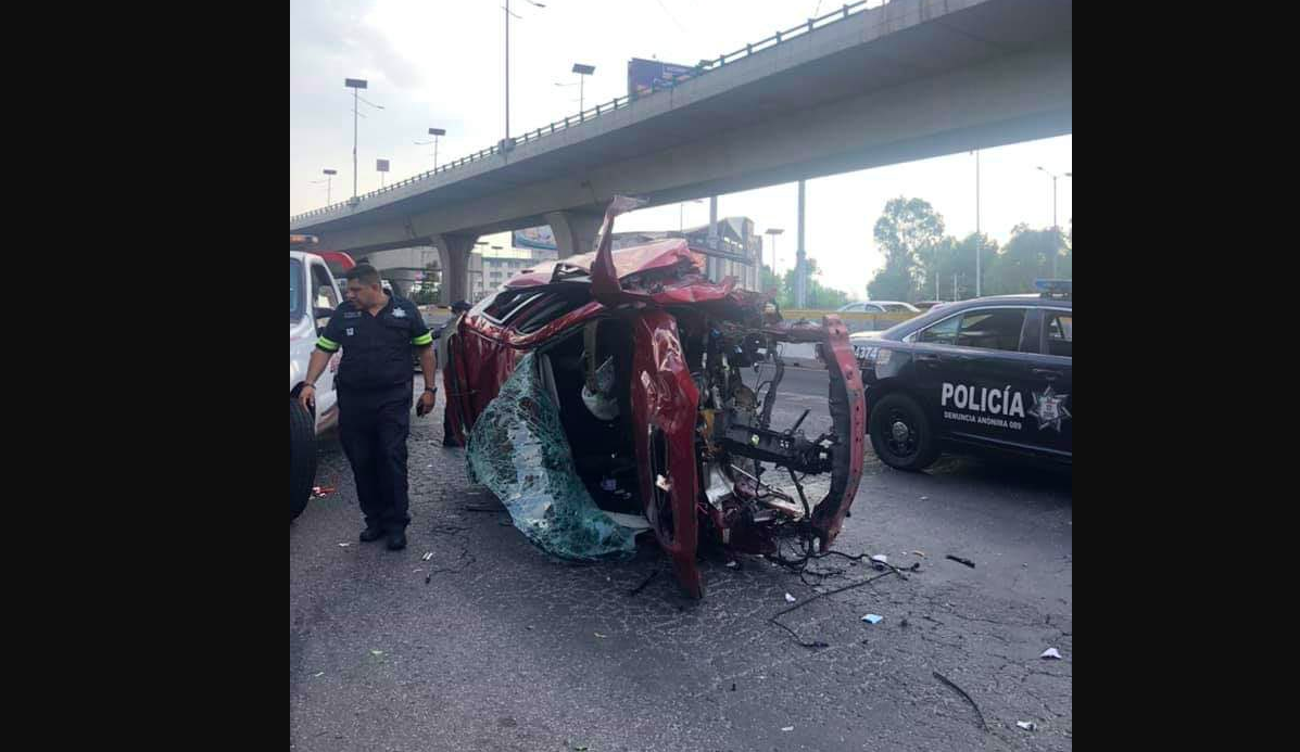 Conductor que se accidentó en Naucalpan no tenía puesto el cinturón de seguridad