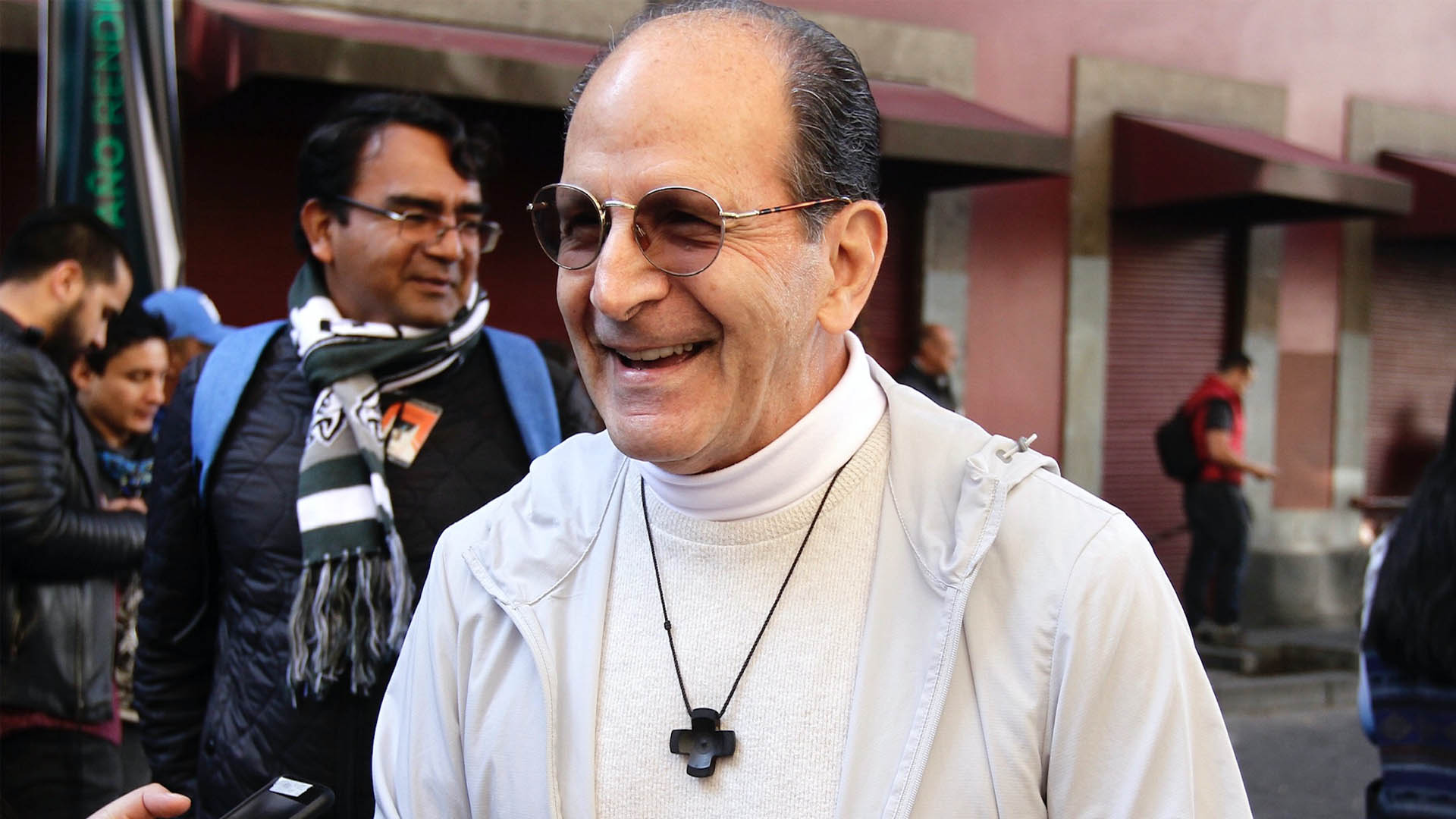 Iglesia católica es “transmisora del machismo”, acusa Solalinde