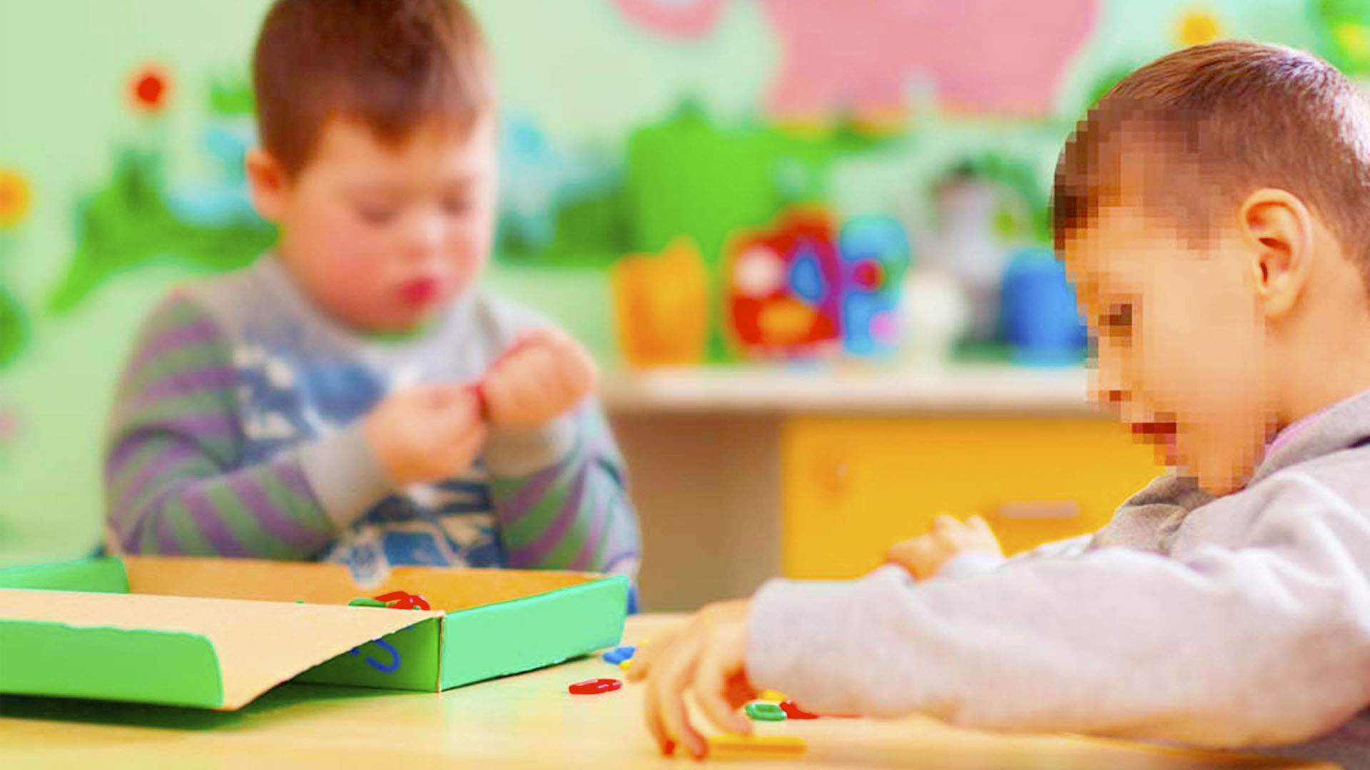 Alumnos de la UNAM crean juguetes para niños con parálisis cerebral