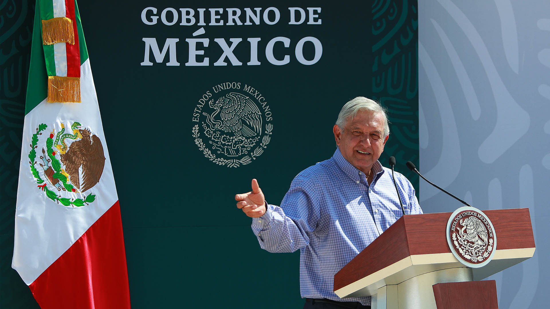 López Obrador no hará cambios en giras pese a COVID-19