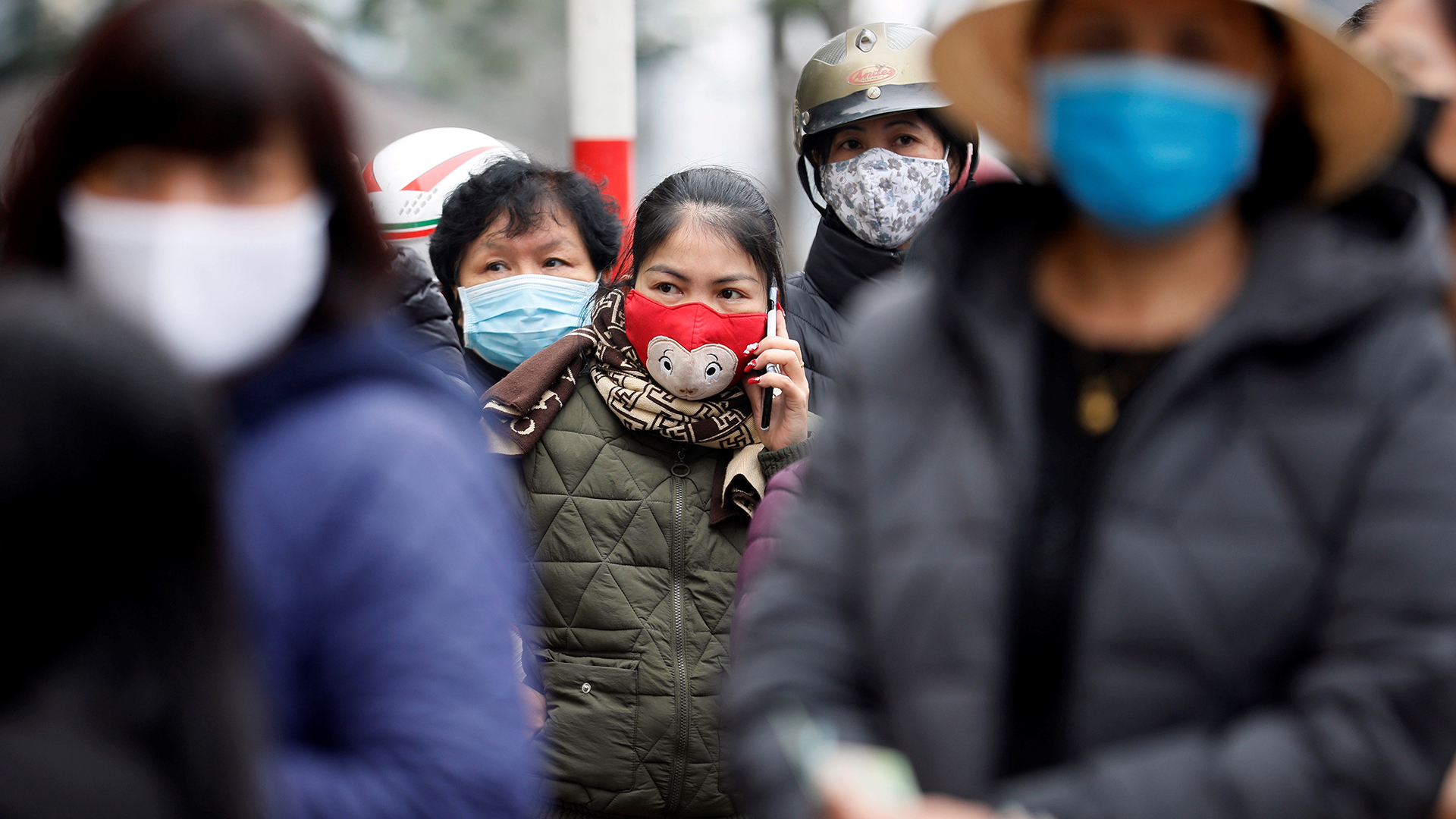 China eleva a mil 113 el número de muertos por Covid-19