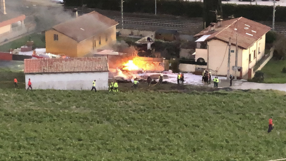 #Video Se estrella avión pequeño en España