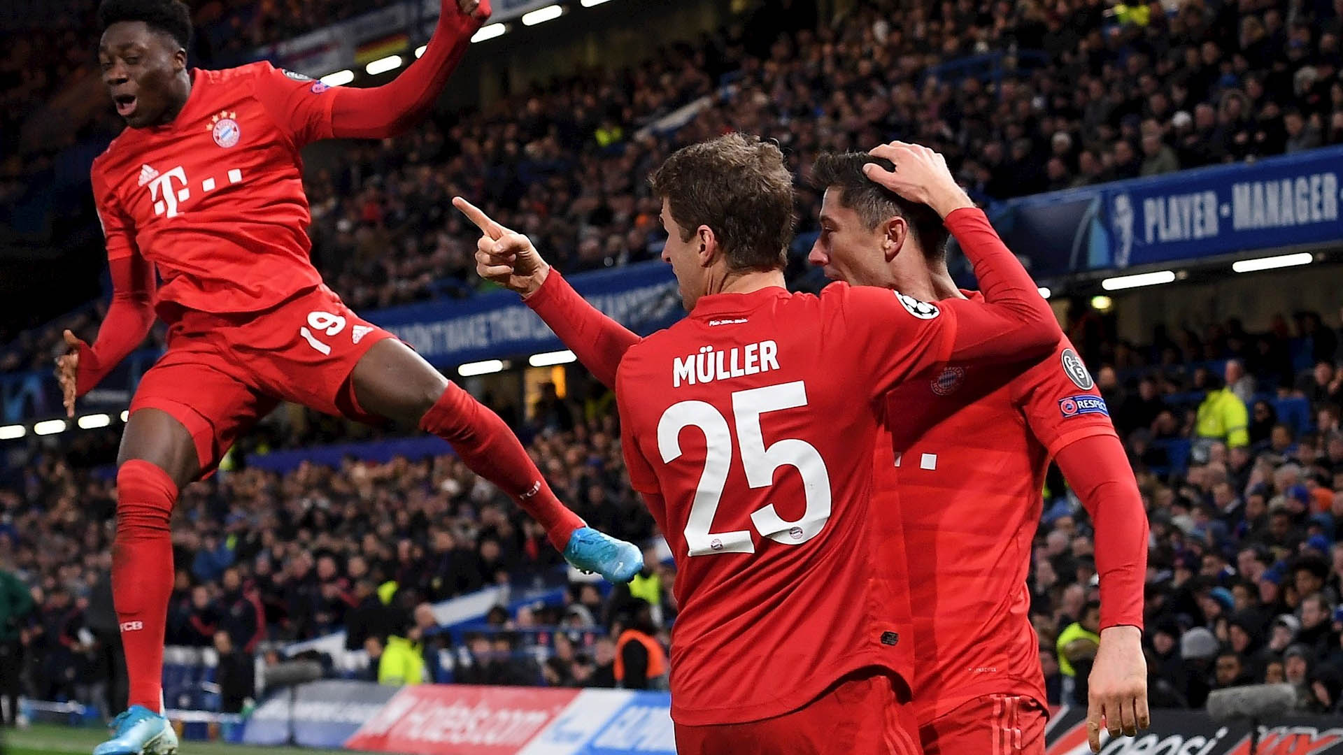 Bayern golea al Chelsea y lo deja al borde de la eliminación de Champions