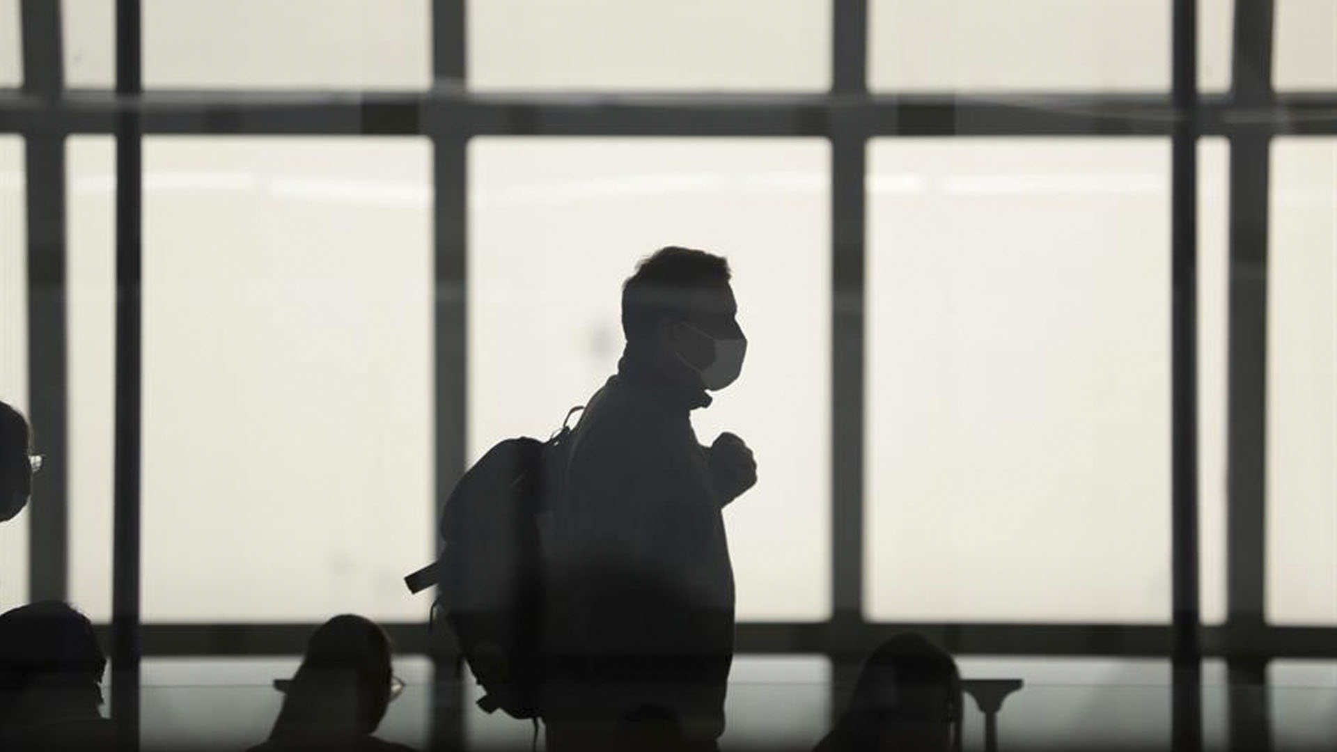 Canadá inicia operación para evacuar a sus ciudadanos de Wuhan