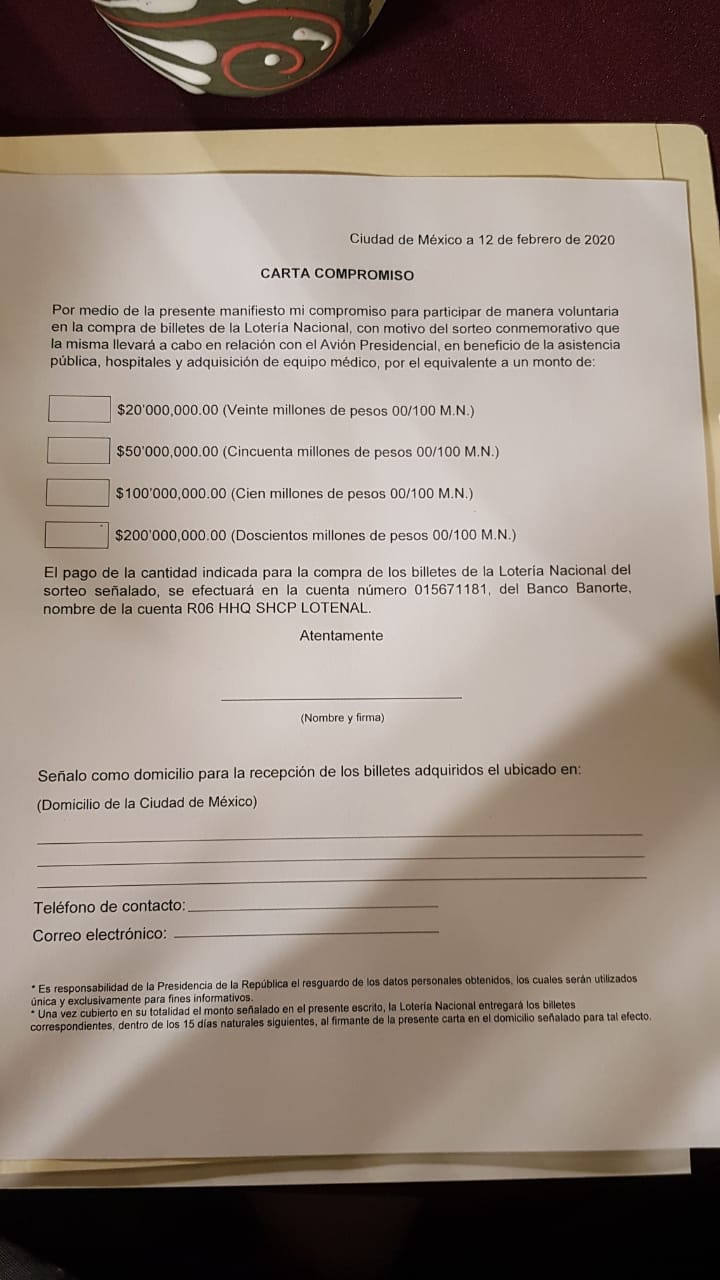 Aquí está la carta-compromiso del presidente a los cien empresarios invitados a cenar en Palacio. Va de 20 a 200 millones de pesos - carta-compromiso-avion-presidencial