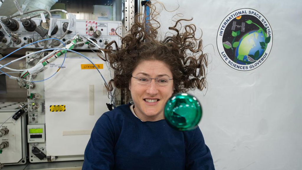 Christina Koch regresa a la Tierra como la mujer con la misión más larga en el espacio - christina-koch-desde-la-eei