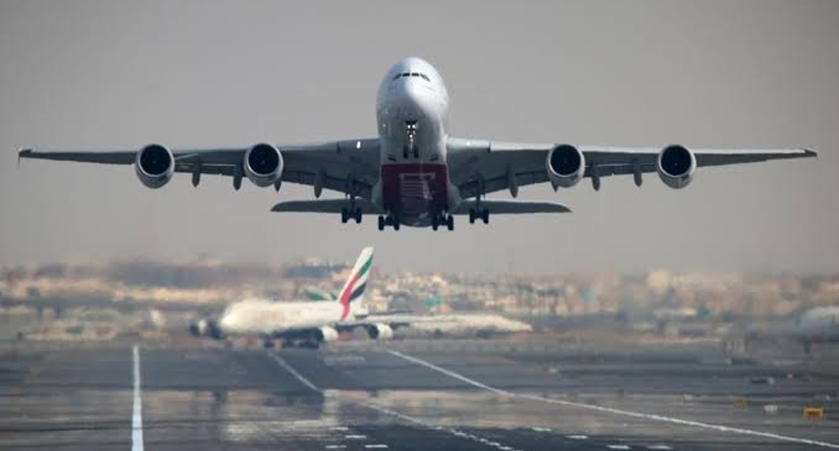 Avión que repatriará 350 europeos de China llegará el domingo a Francia